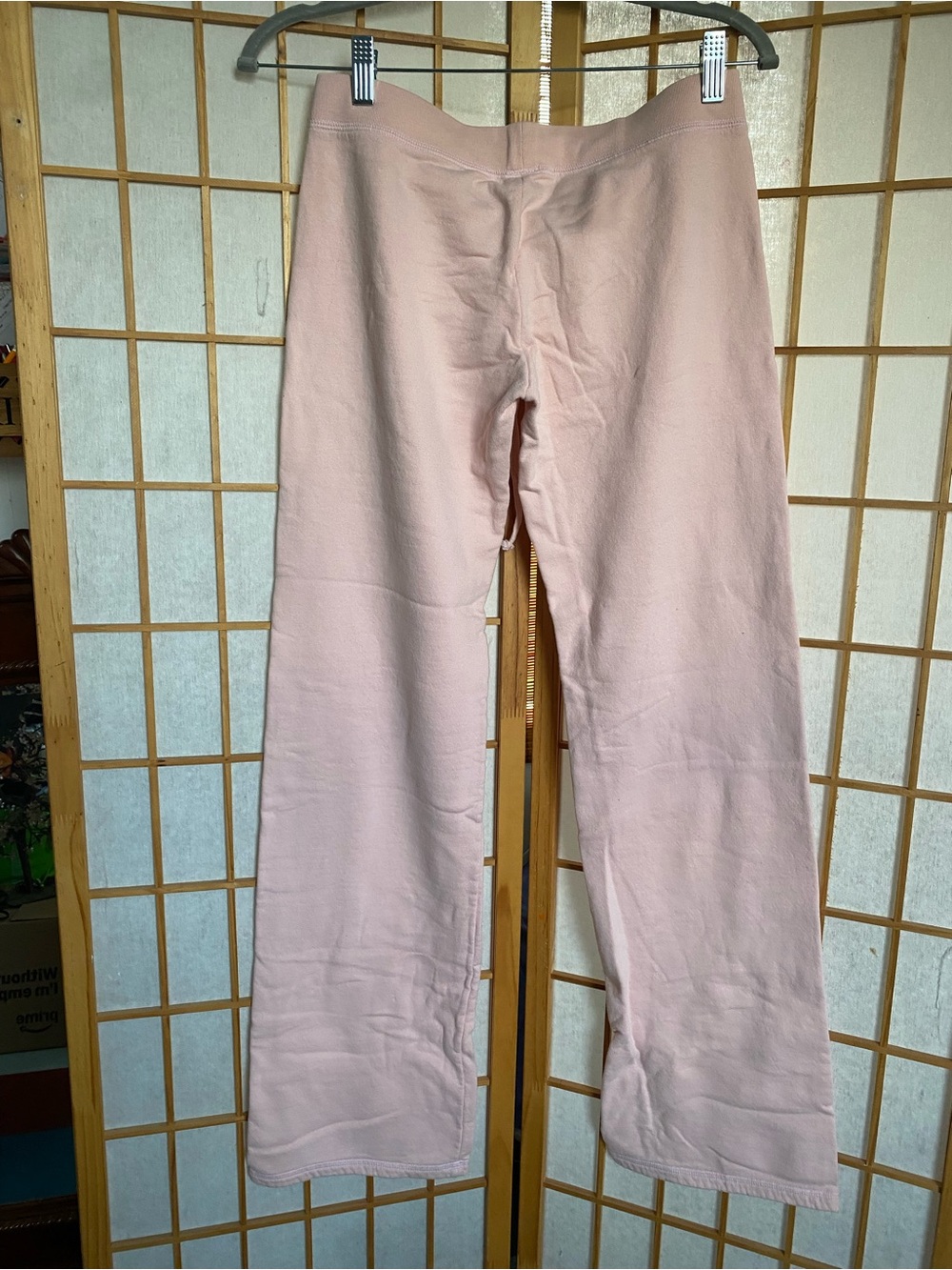 Juicy Couture pink sweatpants - Picture 2 of 9